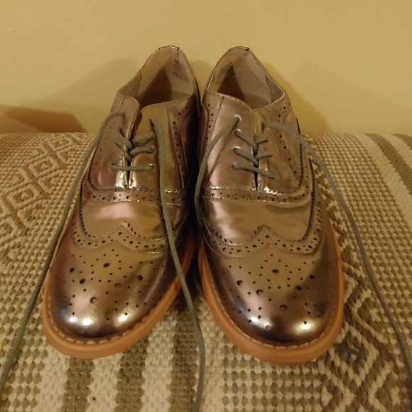 Metallic loafers